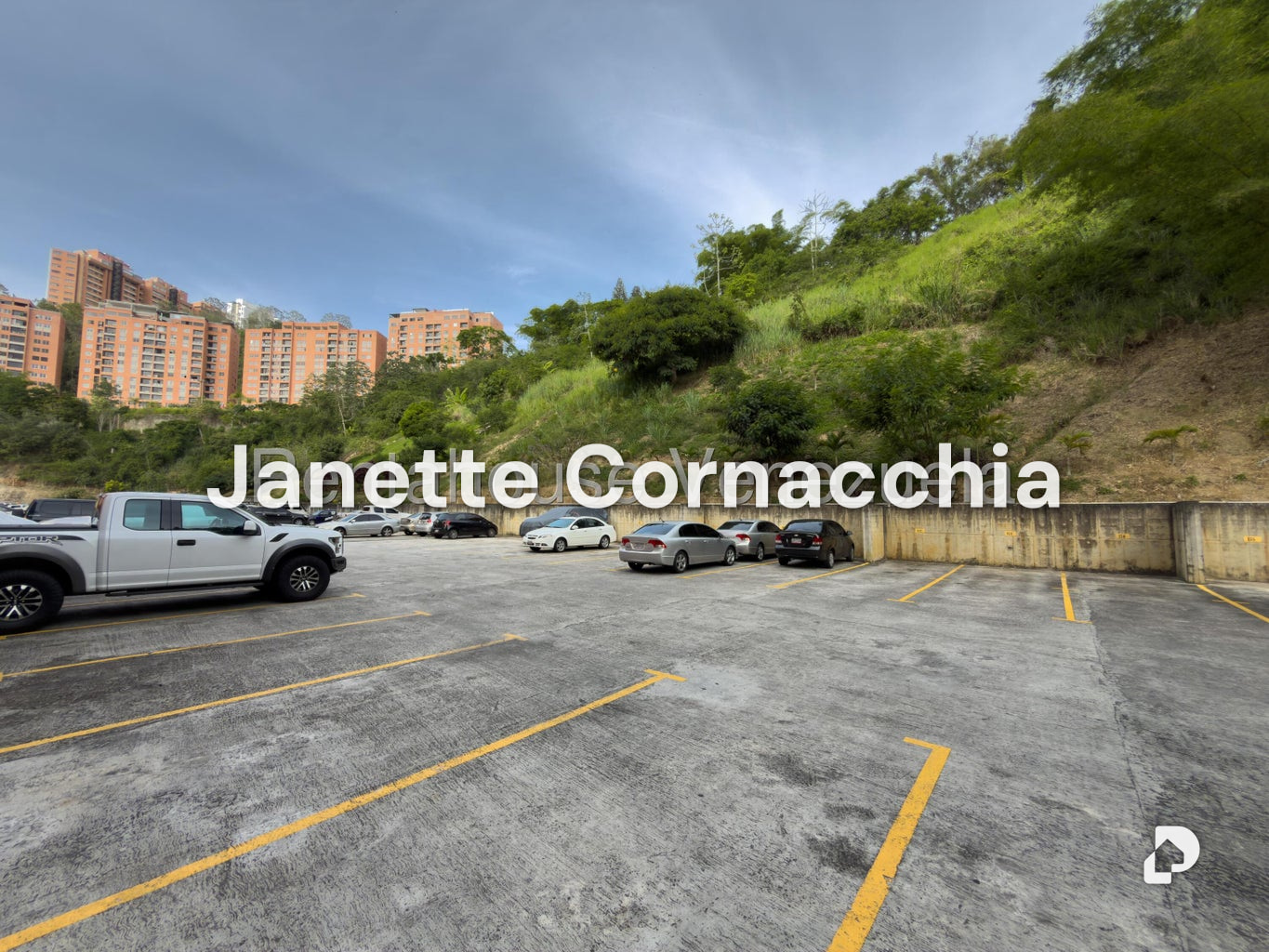 Apartamento en Colinas de La Tahona, Caracas