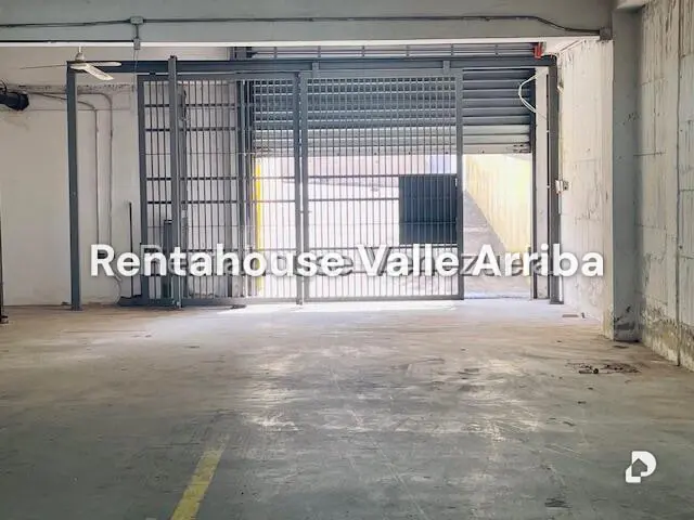 Local comercial en Boleíta Sur, Caracas – 21