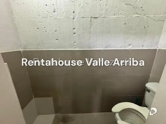 Local comercial en Boleíta Sur, Caracas – 12