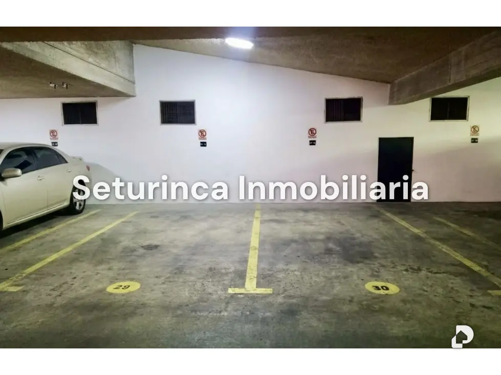 Office in Chacao, Caracas – 11