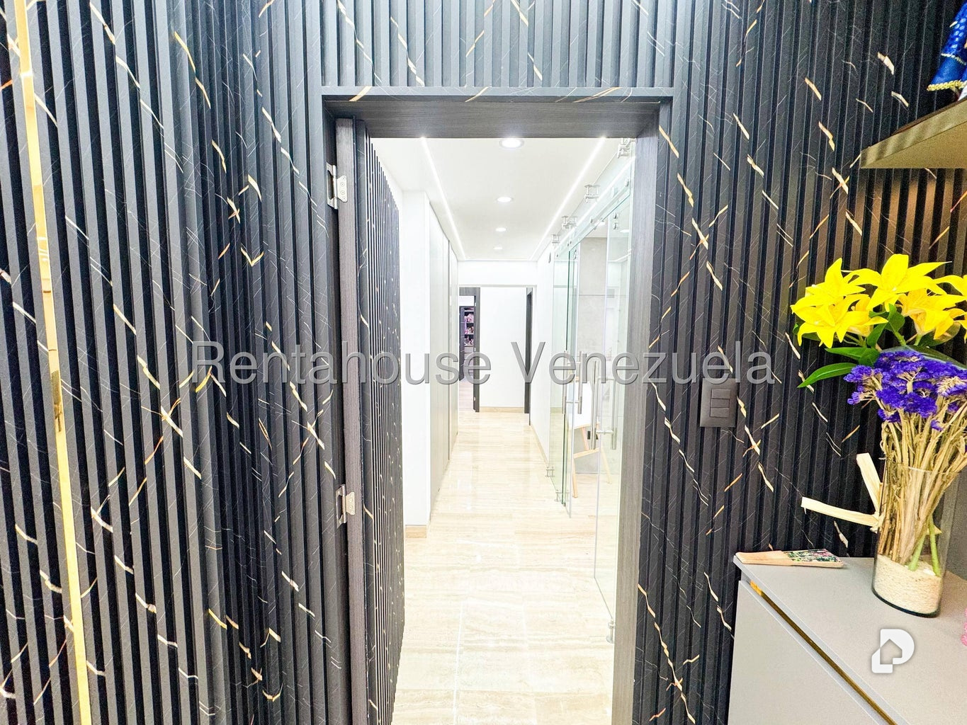 Apartamento en Las Mercedes, Caracas – 15