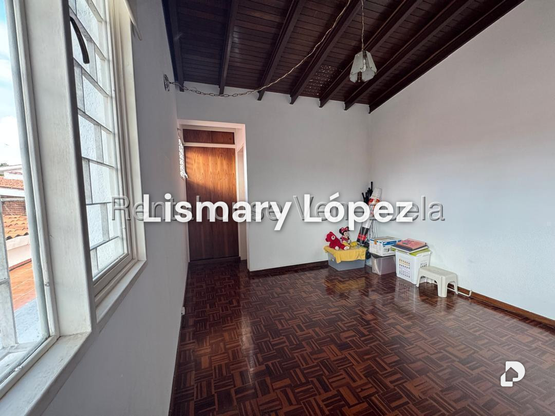 Casa en Alto Prado, Caracas – 33