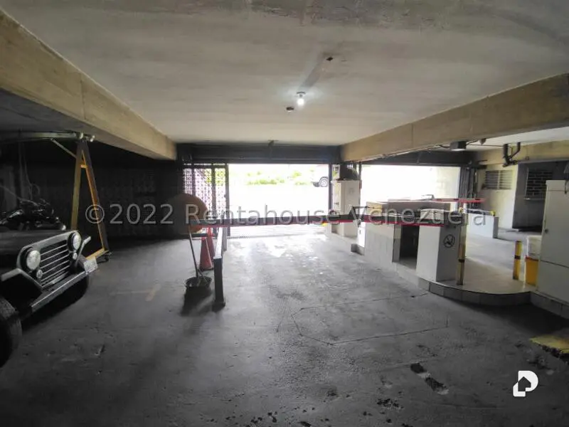 Garaje/Estacionamiento en Montalbán III, Caracas – 23