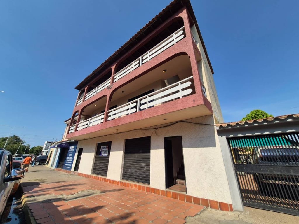 Local comercial en Sector Barcelona, Barcelona - 1
