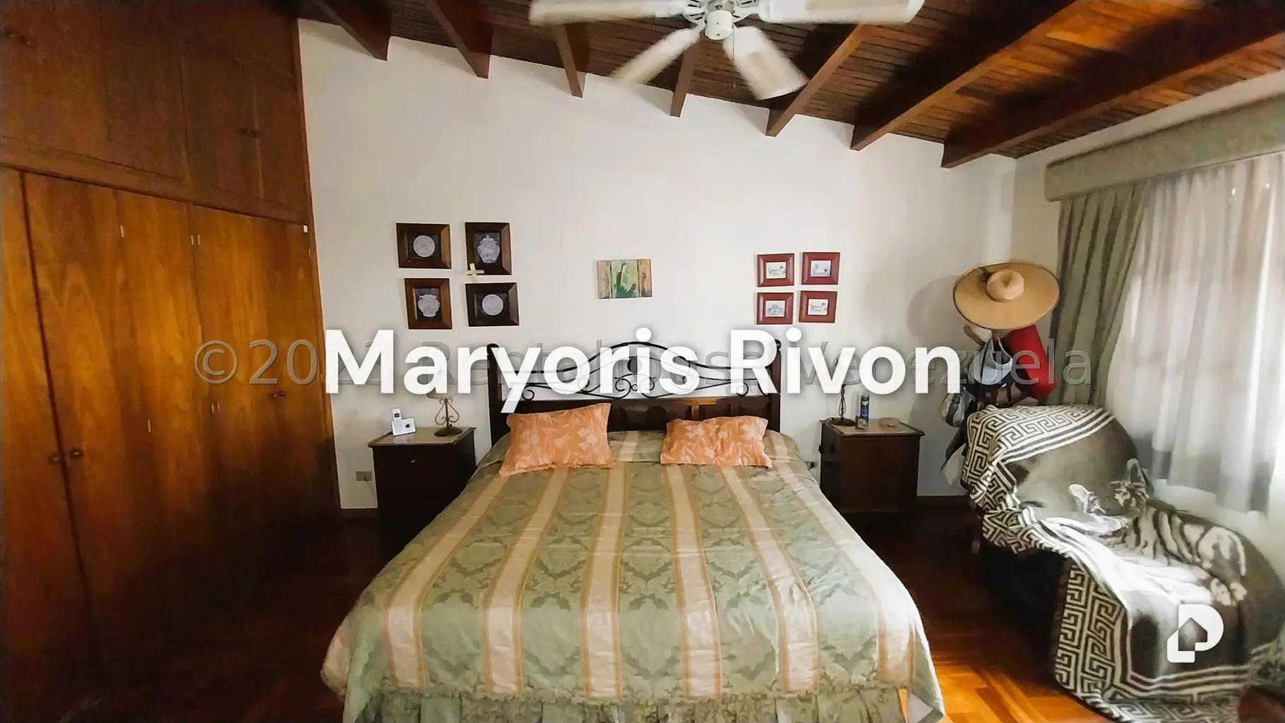 Casa en Alto Prado, Caracas – 14