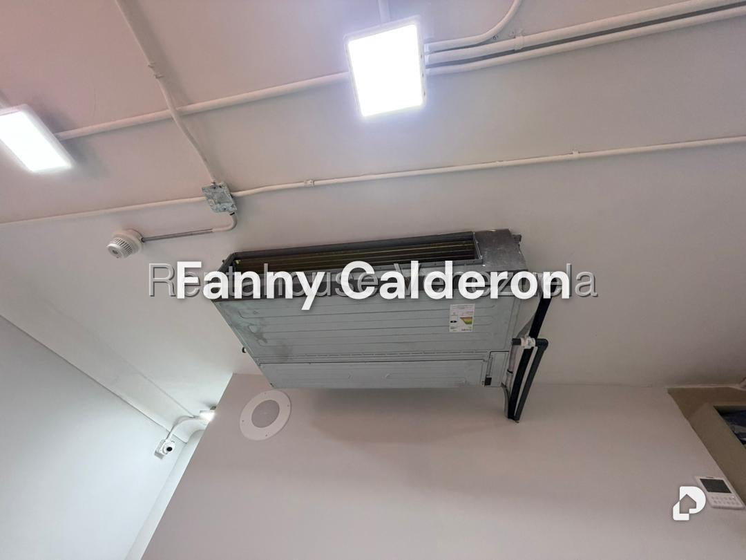 Local comercial en Centro, Caracas – 11