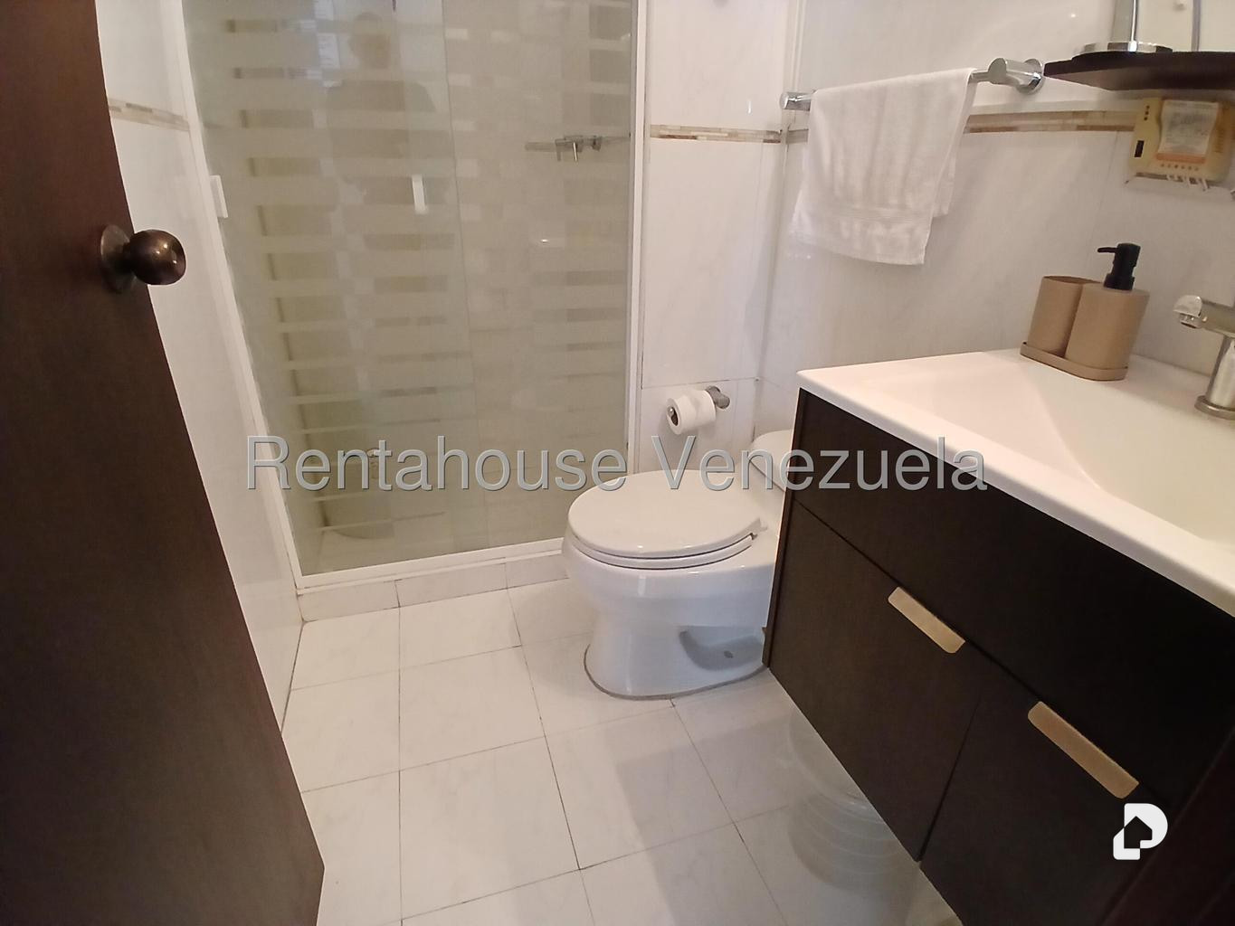 Apartamento en Los Naranjos Humboldt, Caracas – 13