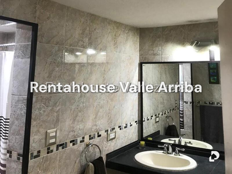 Apartamento en Santa Rosa de Lima, Caracas