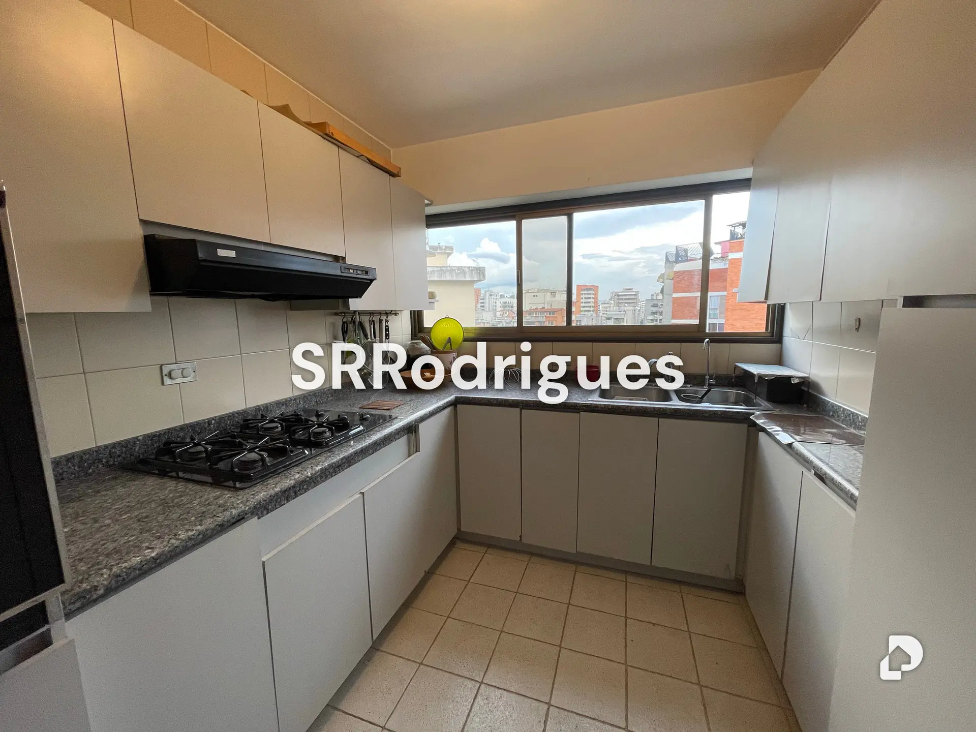 Apartamento en La Florida, Caracas – 5