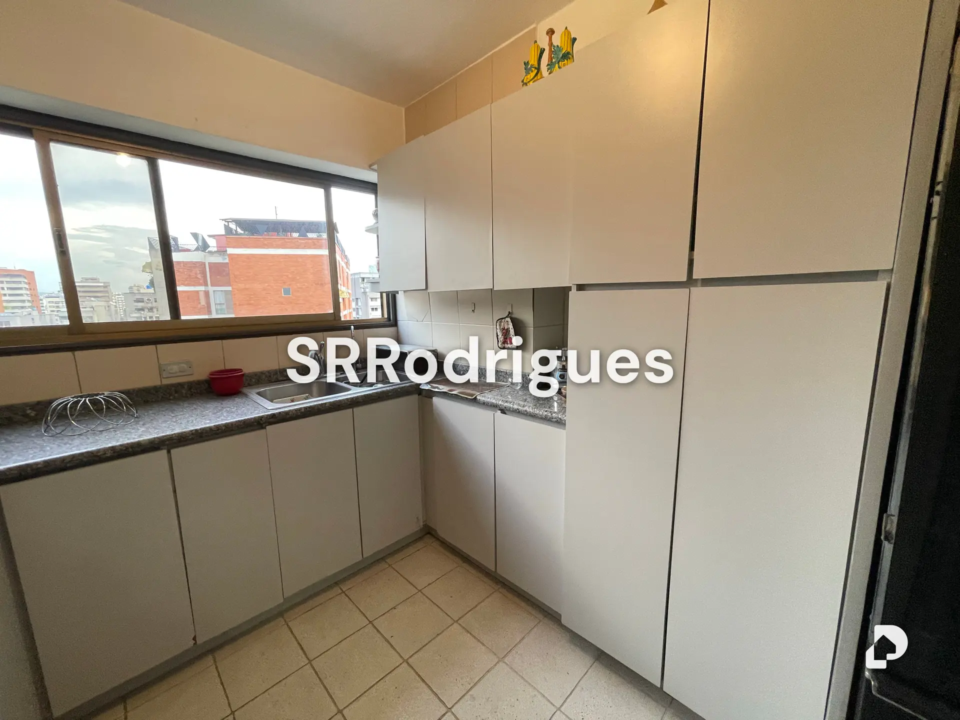 Apartamento en La Florida, Caracas – 2