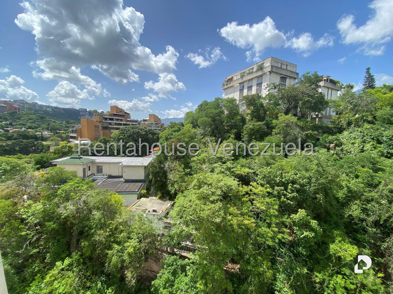 Apartamento en Santa Rosa de Lima, Caracas – 4