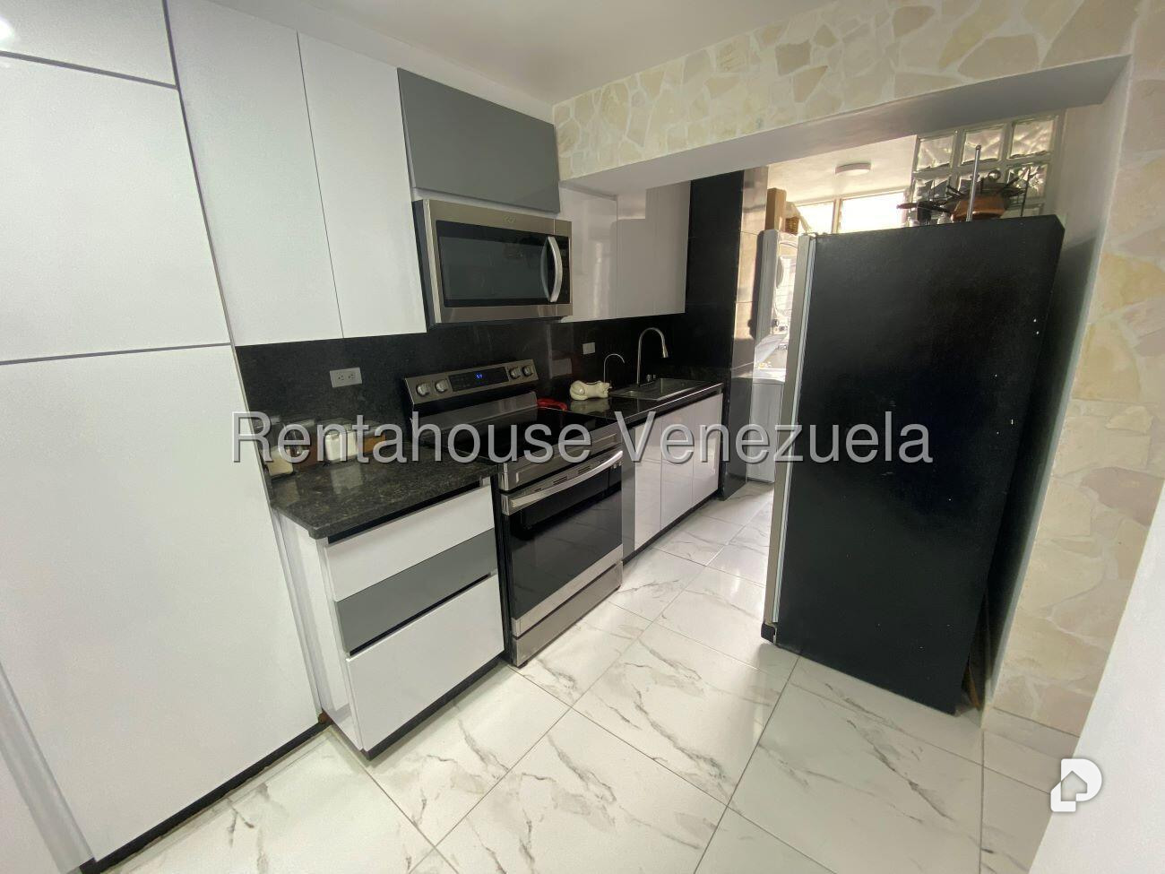 Apartamento en Santa Rosa de Lima, Caracas – 8