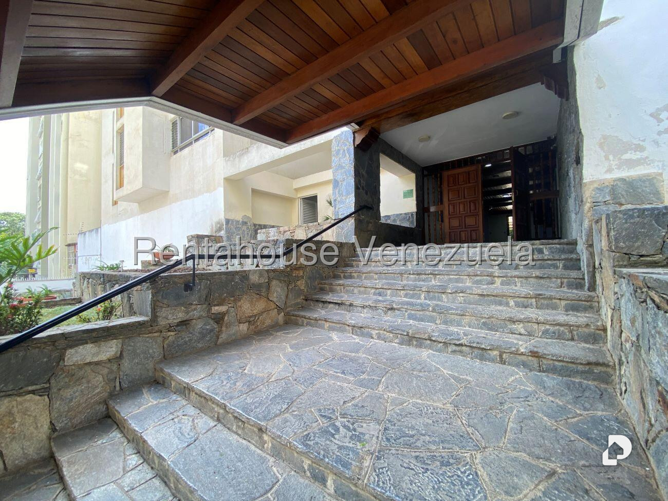 Apartamento en Santa Rosa de Lima, Caracas – 15