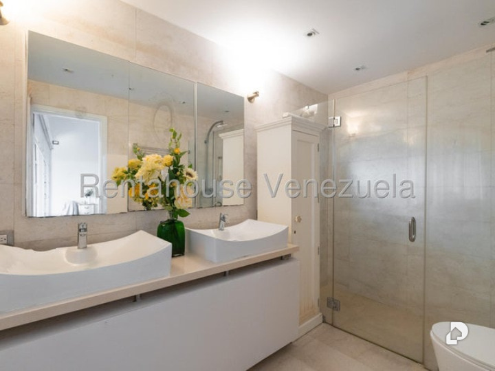 House in Alto Hatillo, Caracas – 10