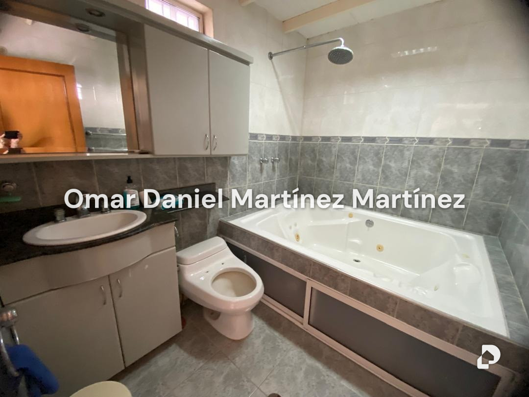 Casa en Urbanización Andrés Bello, Maracay – 6