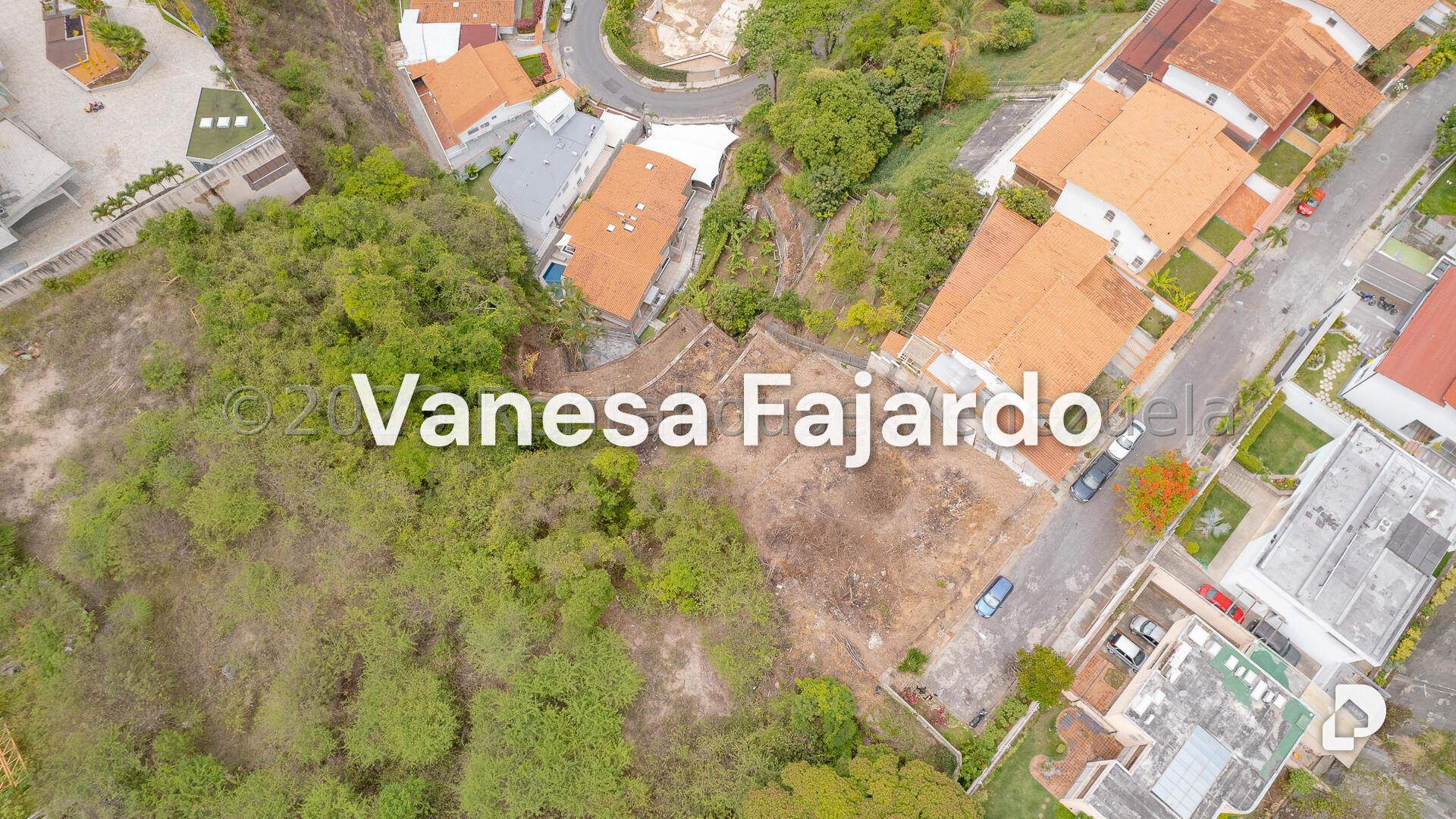 Terreno en Santa Fe Norte, Caracas – 9