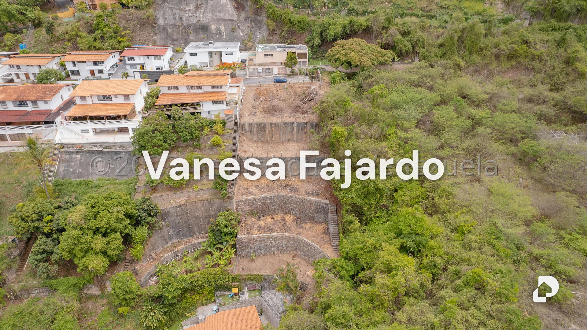 Terreno en Santa Fe Norte, Caracas – 5