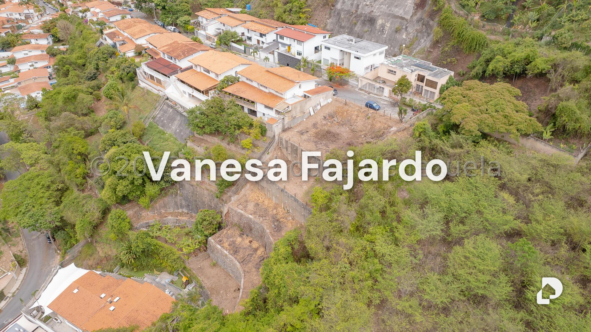 Terreno en Santa Fe Norte, Caracas – 8