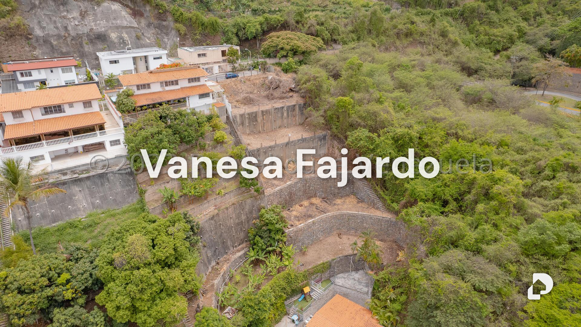 Terreno en Santa Fe Norte, Caracas – 1