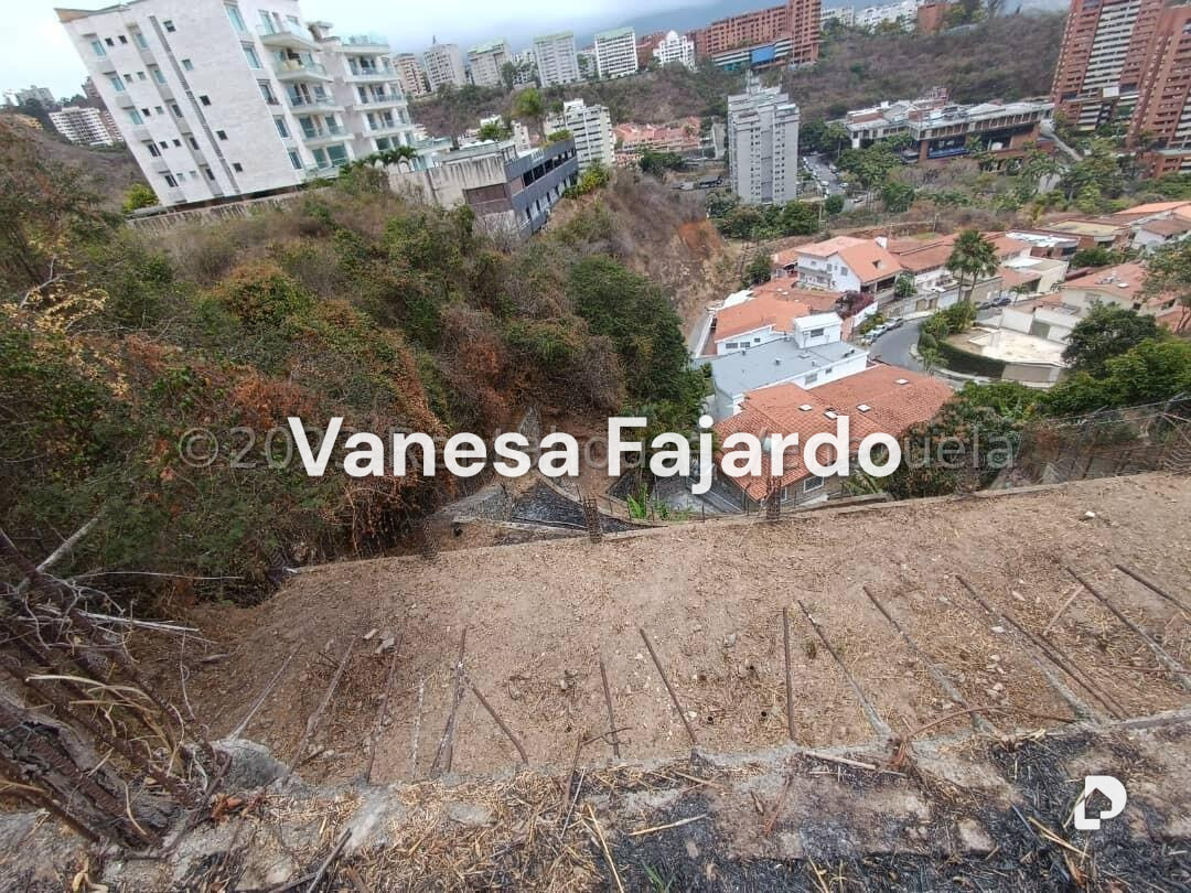 Terreno en Santa Fe Norte, Caracas – 16