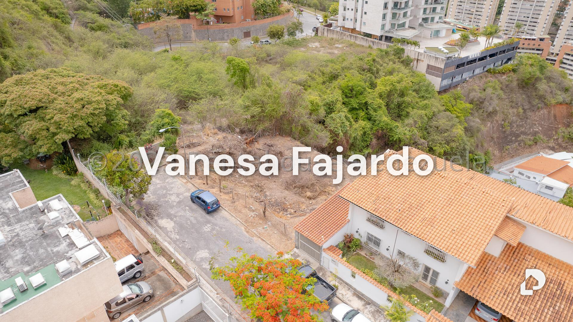Terreno en Santa Fe Norte, Caracas – 3