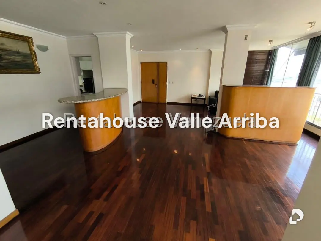 Apartamento en Lomas de Chuao, Caracas – 10