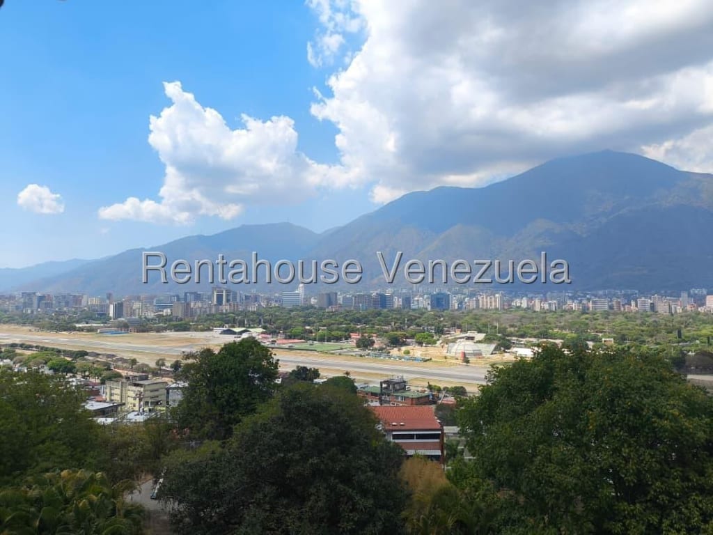 Apartamento en Lomas de Chuao, Caracas - 1