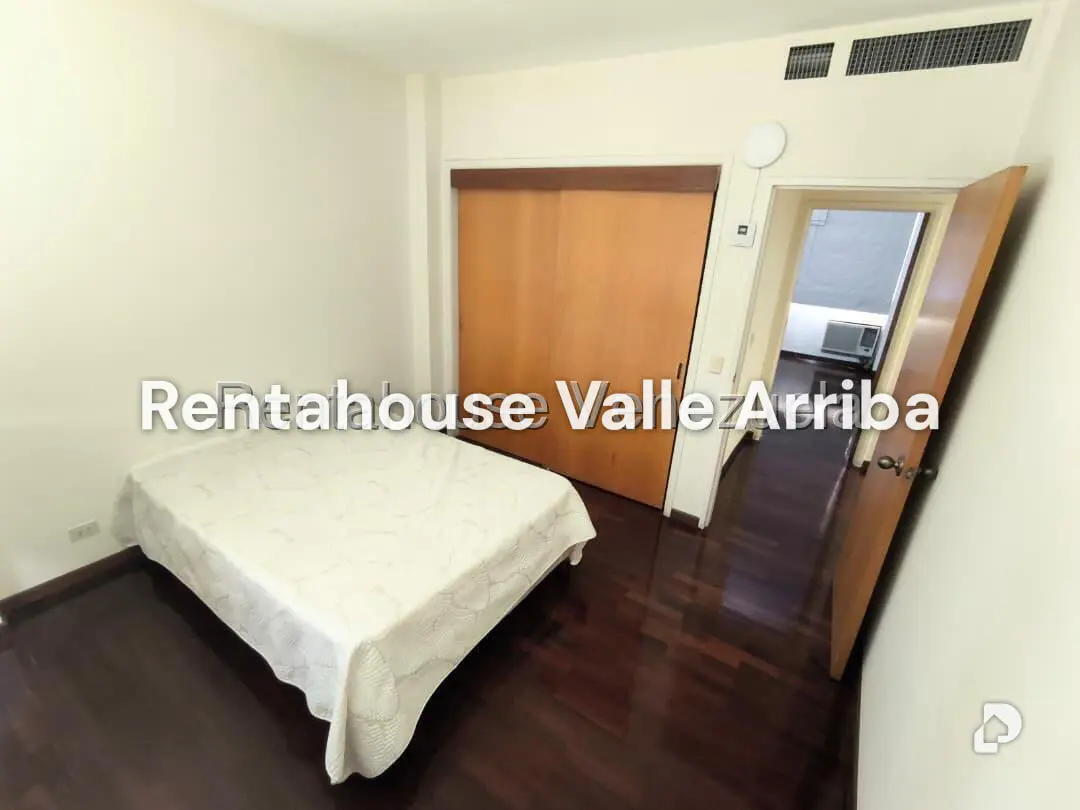 Apartamento en Lomas de Chuao, Caracas – 25