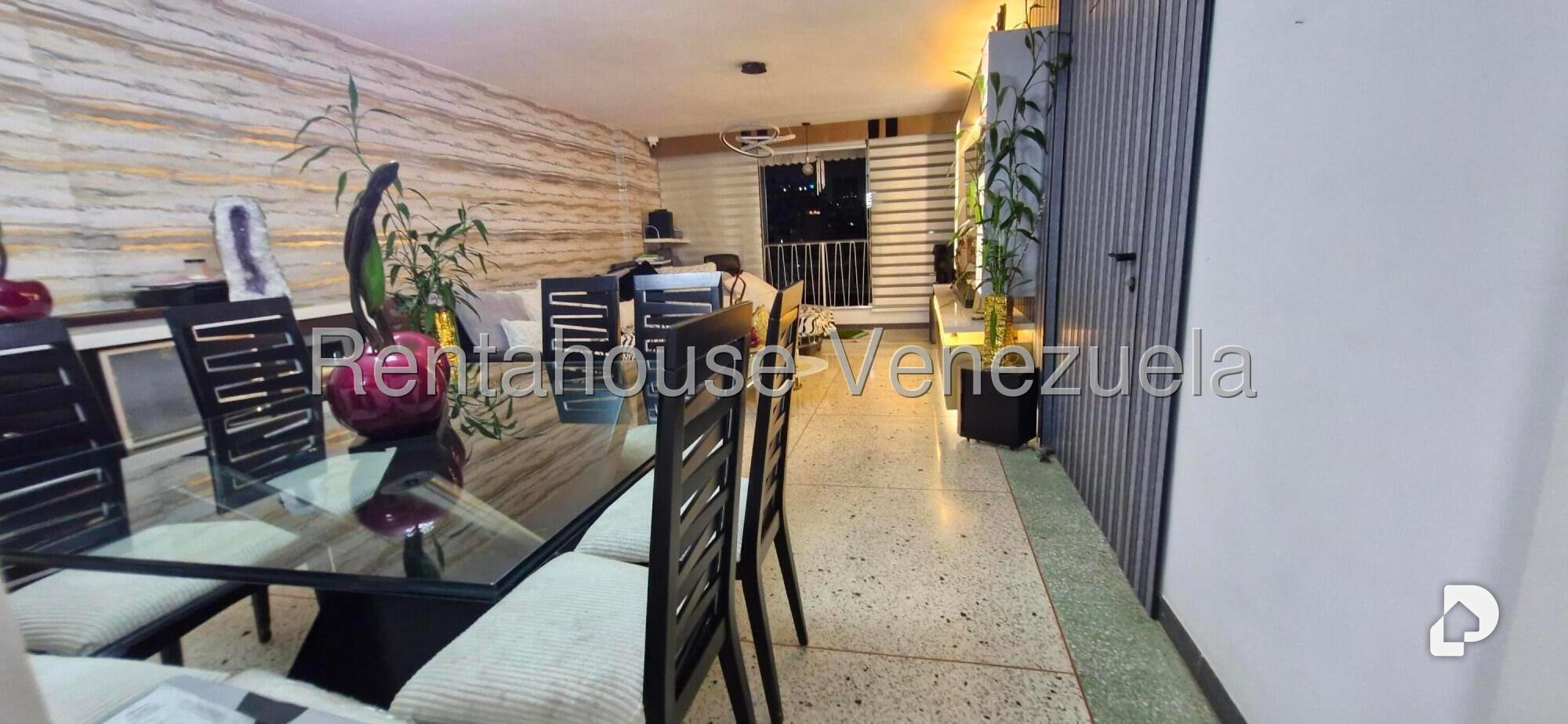 Apartamento en Los Palos Grandes, Caracas – 25