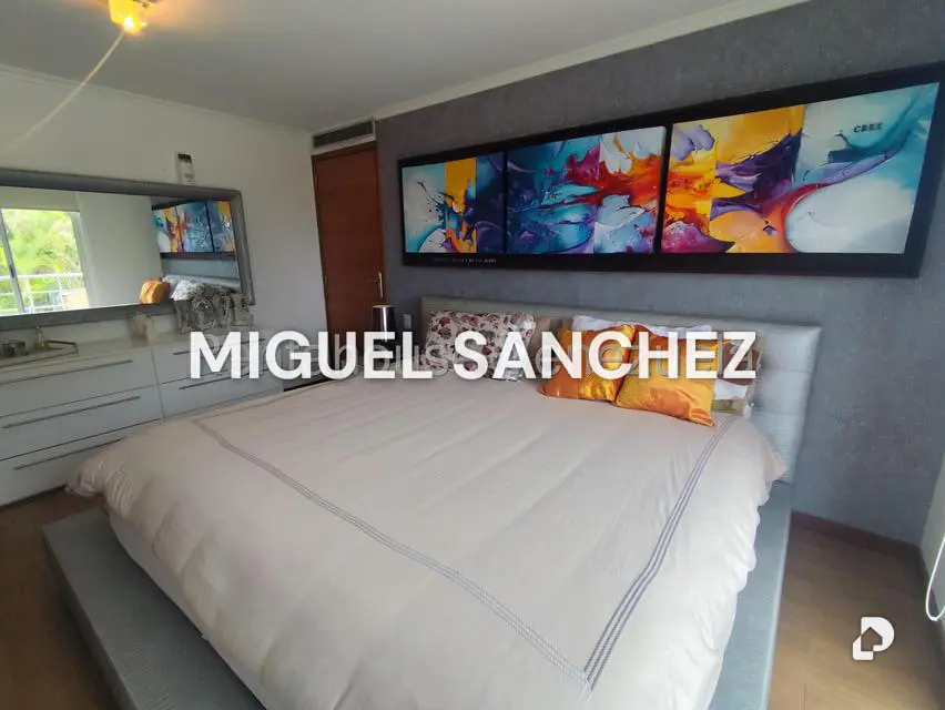 Casa en Lomas de La Laguntia, Caracas – 24
