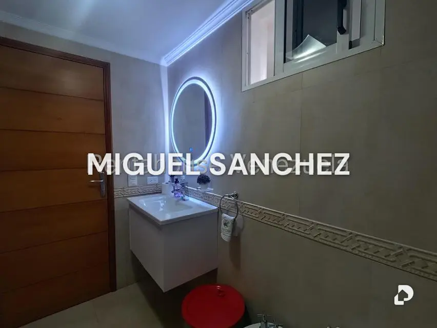 Casa en Lomas de La Laguntia, Caracas – 21