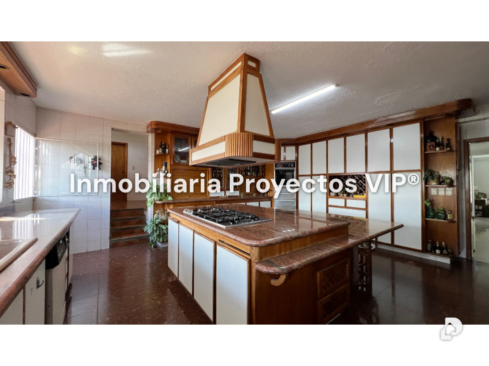 Casa en Cumbres de Curumo, Caracas – 7