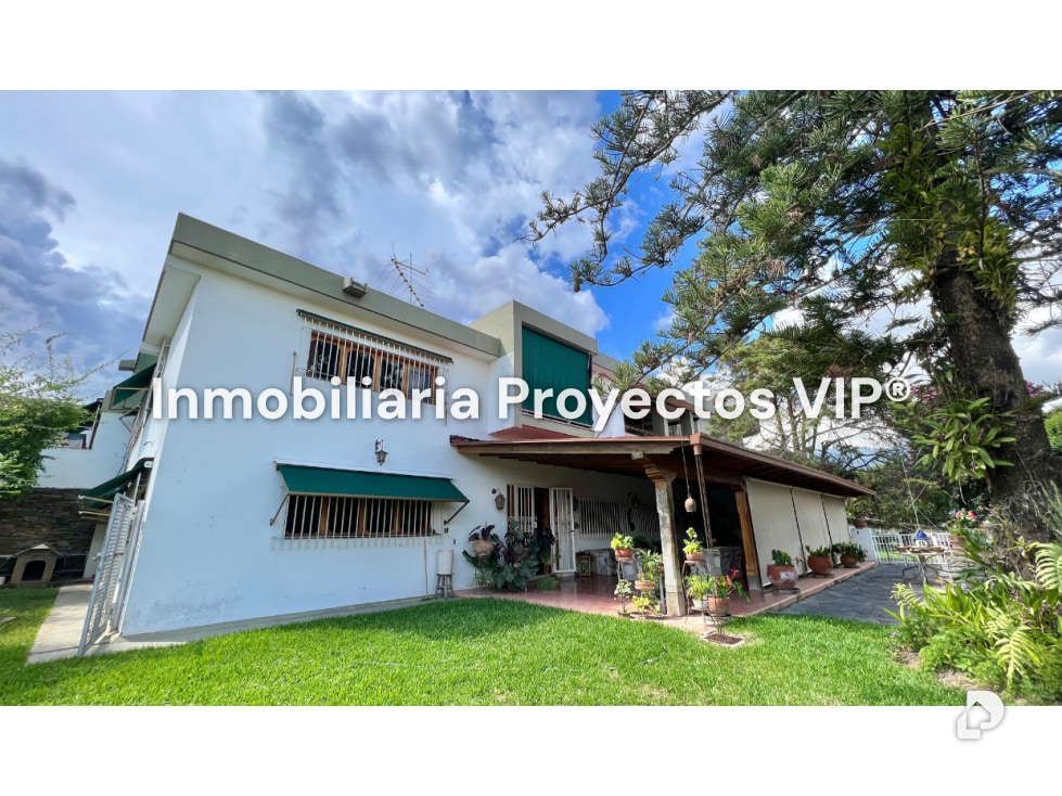 Casa en Cumbres de Curumo, Caracas – 12