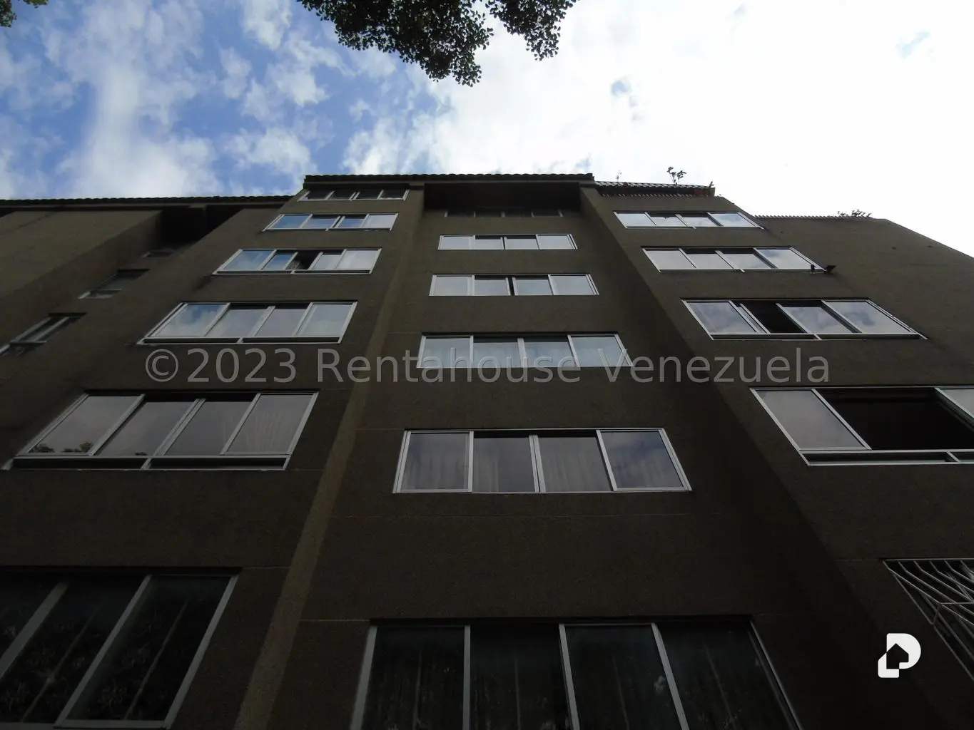 Apartamento en San Bernardino, Caracas – 1