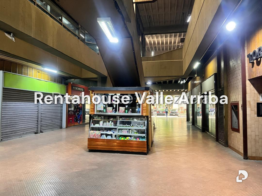 Local comercial en El Paraíso, Caracas – 3