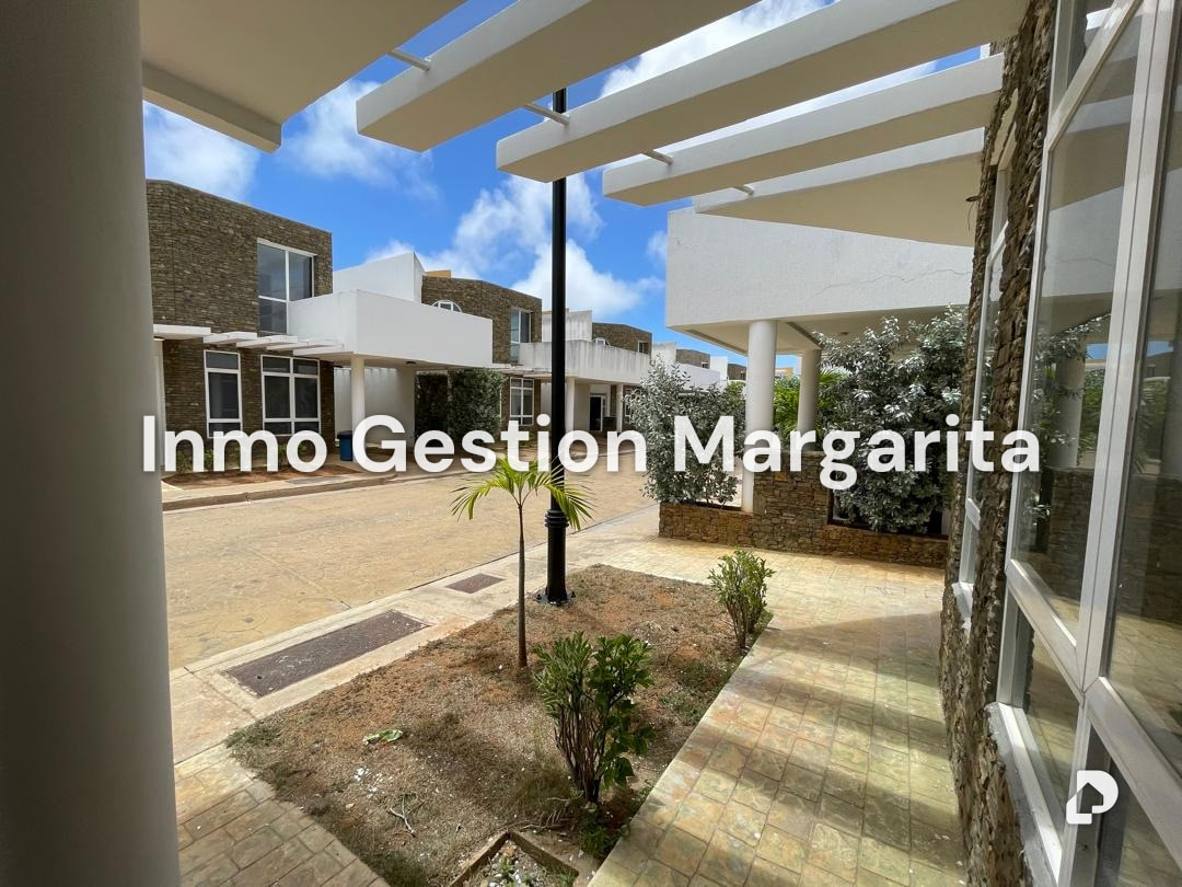 Townhouse in Los Robles, Porlamar – 48