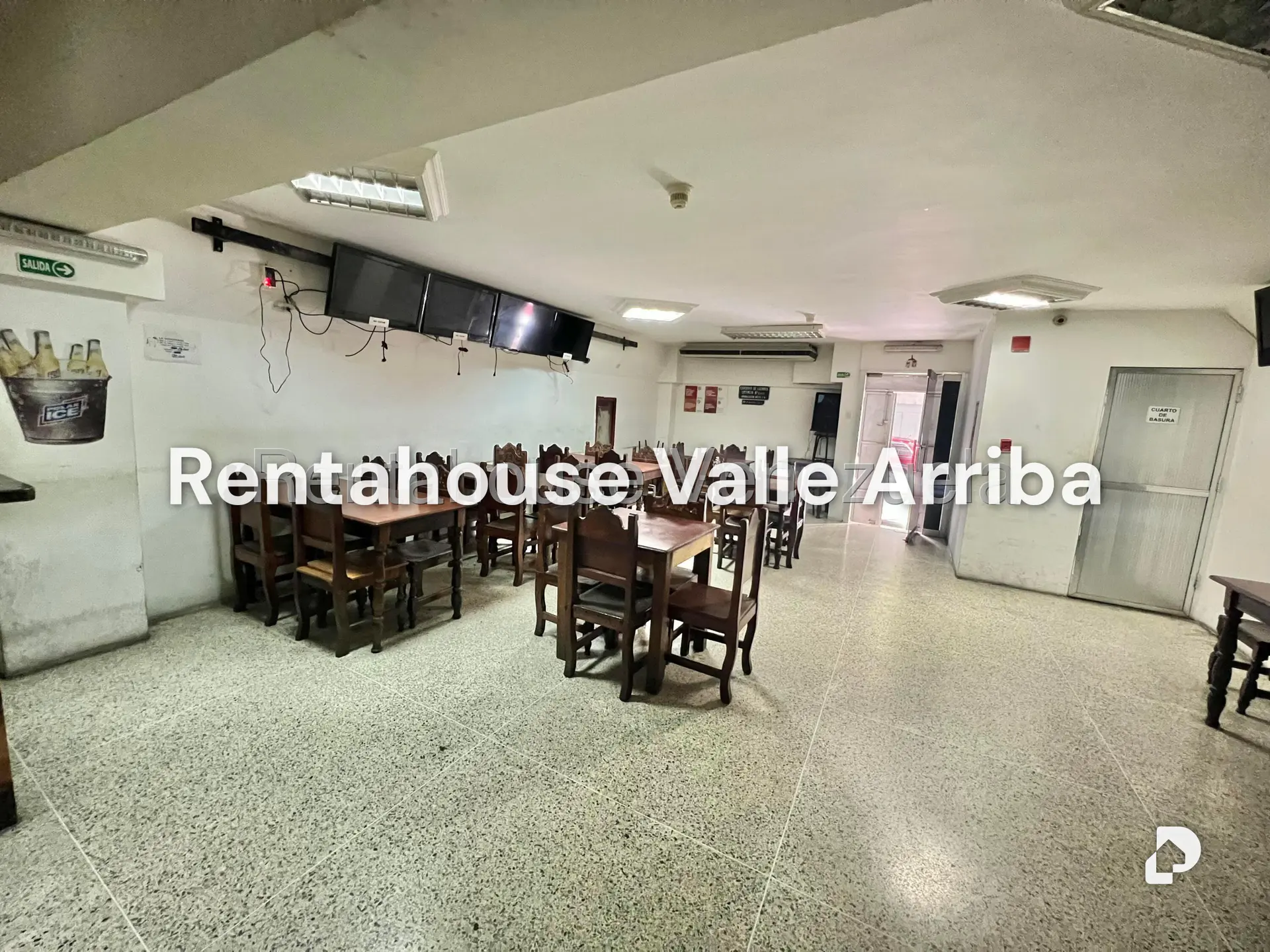 Local comercial en Parroquia La Candelaria, Caracas – 3