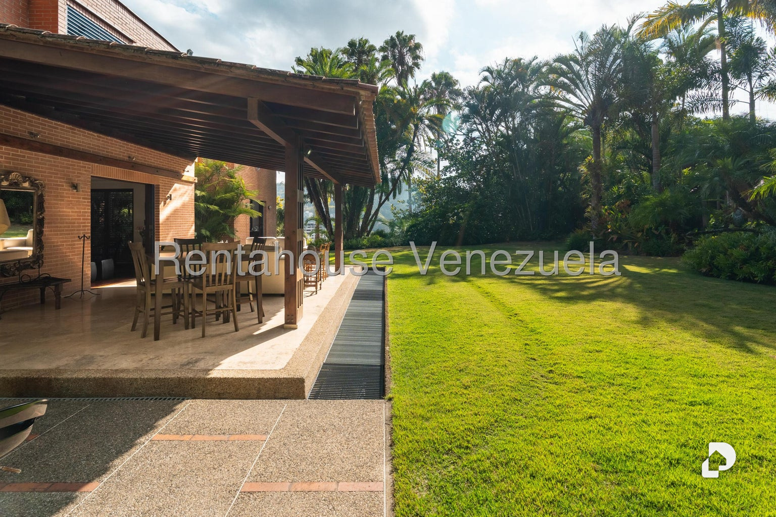 Casa en Alto Hatillo, Caracas – 27