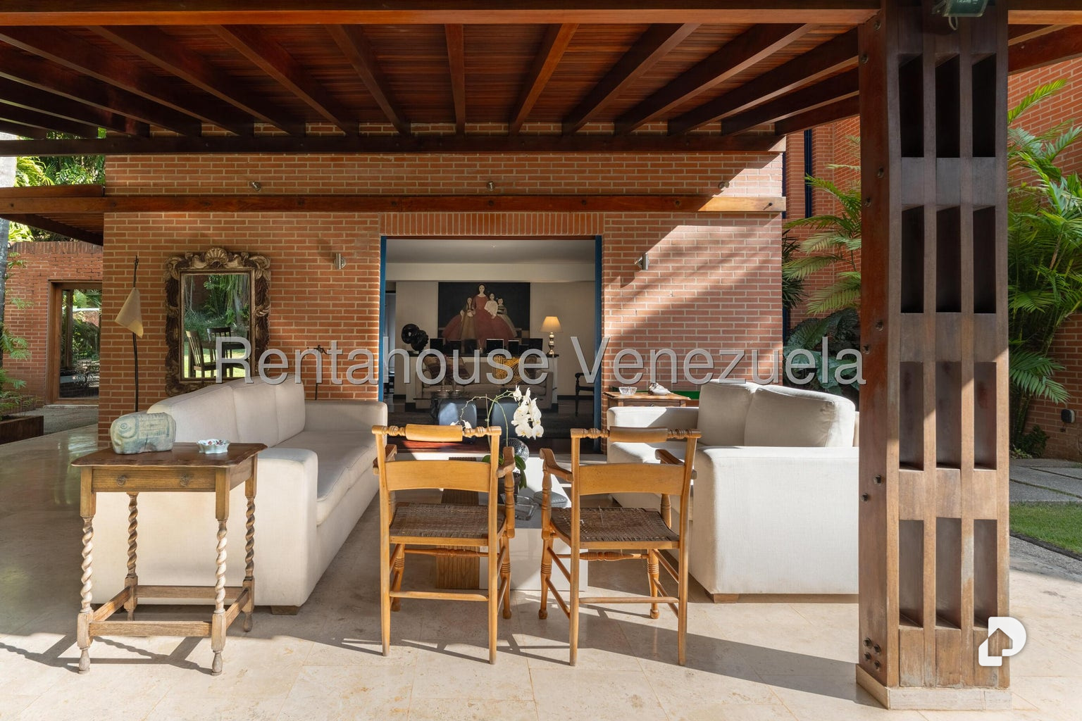 Casa en Alto Hatillo, Caracas – 24