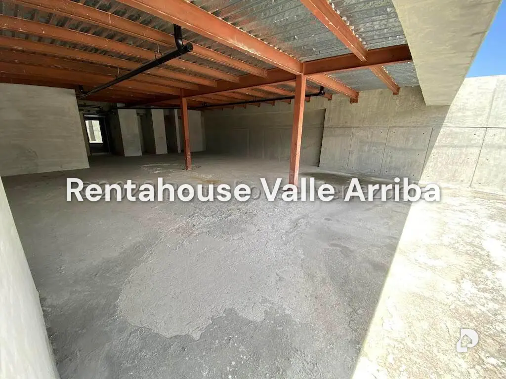 Local comercial en Las Mercedes, Caracas – 13