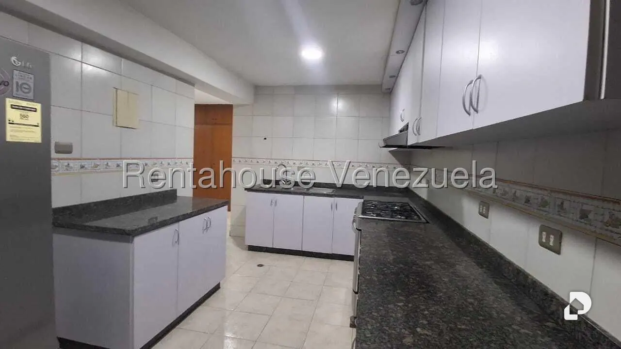 Apartamento en Cumbres de Curumo, Caracas – 14