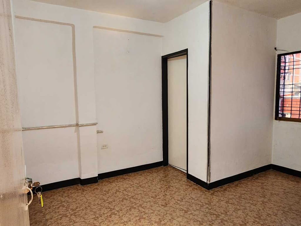 Oficina en Av. Vargas, Barquisimeto - 1