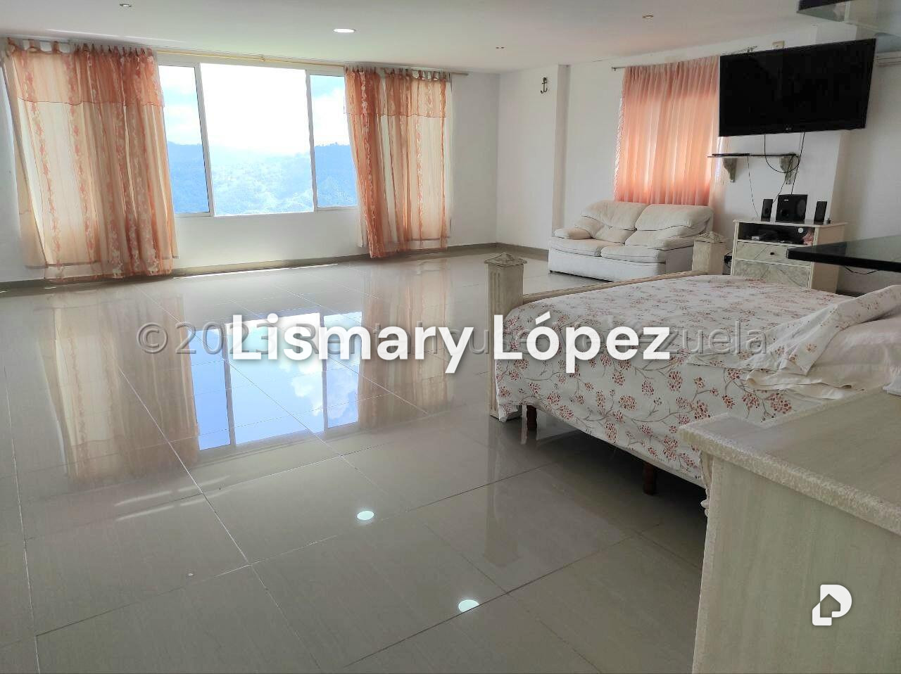 Casa en Los Guayabitos, Caracas – 15
