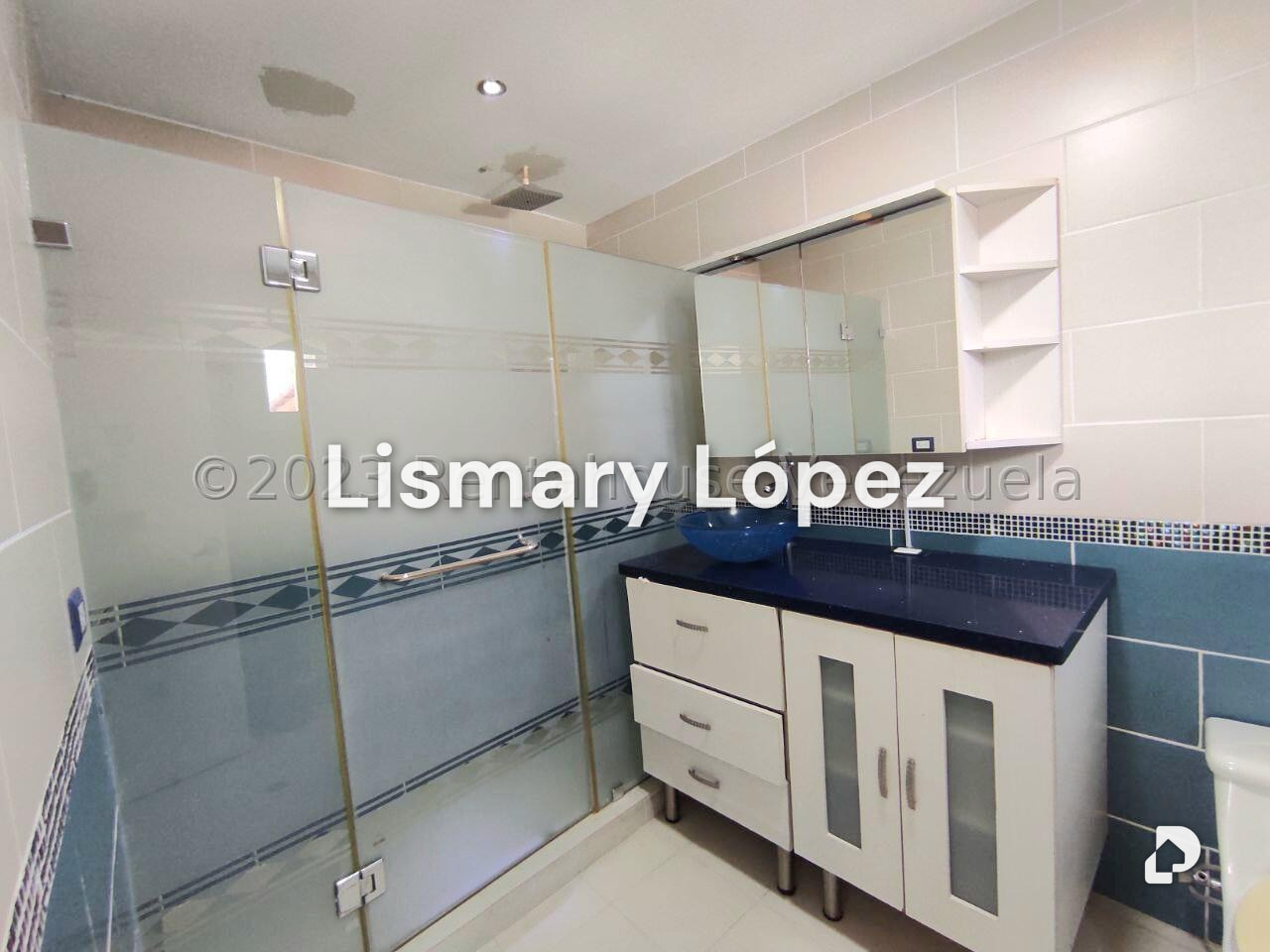 Casa en Los Guayabitos, Caracas – 24