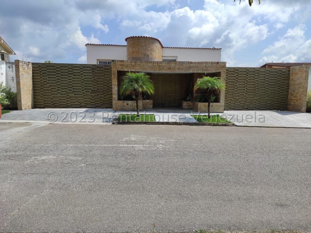 Casa en Los Guayabitos, Caracas - 1