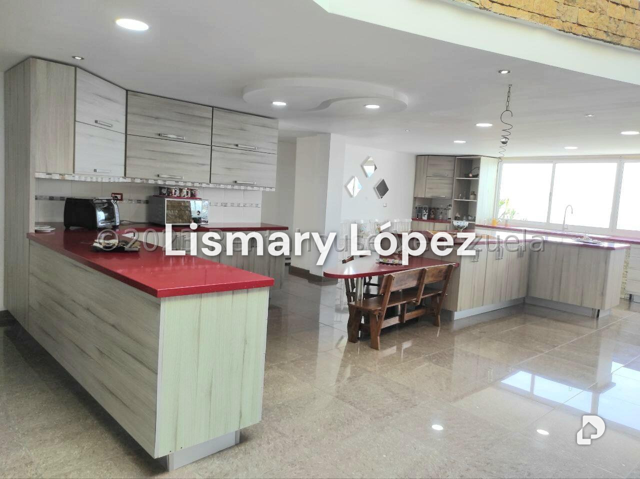 Casa en Los Guayabitos, Caracas – 10