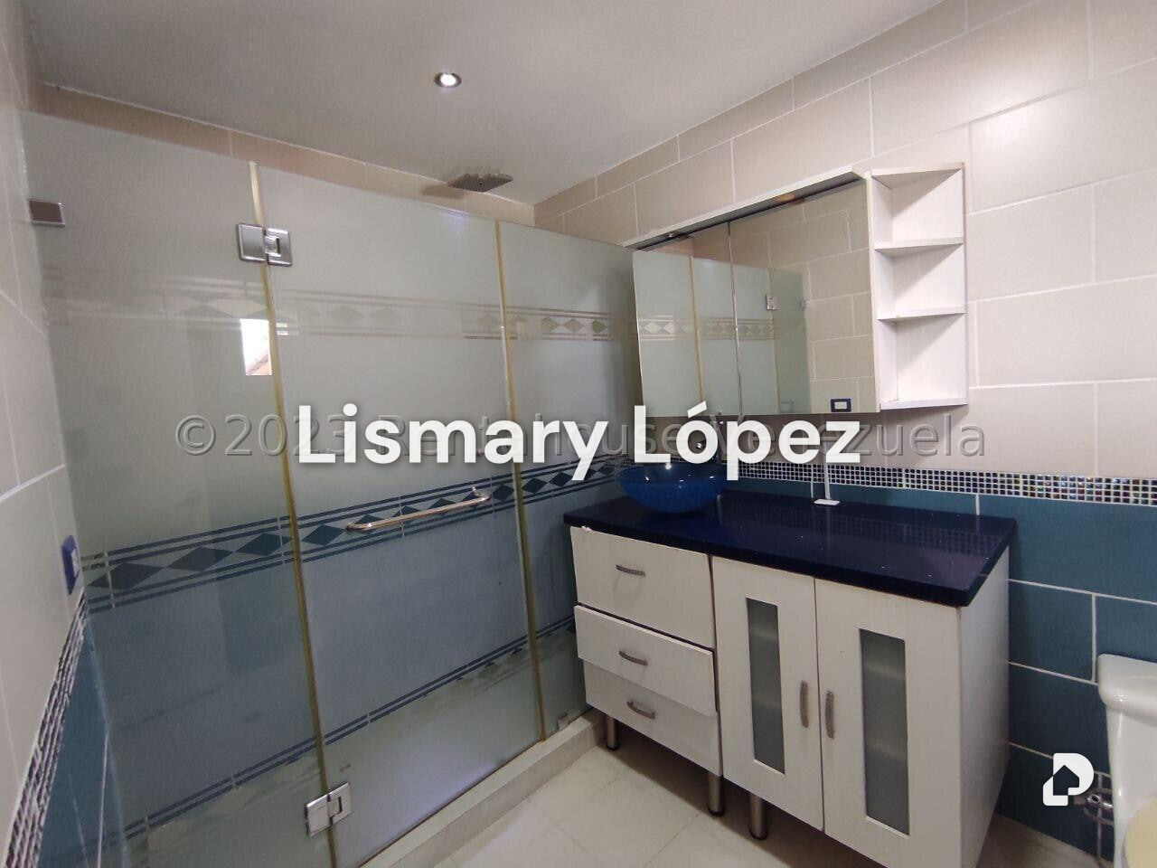 Casa en Los Guayabitos, Caracas – 23