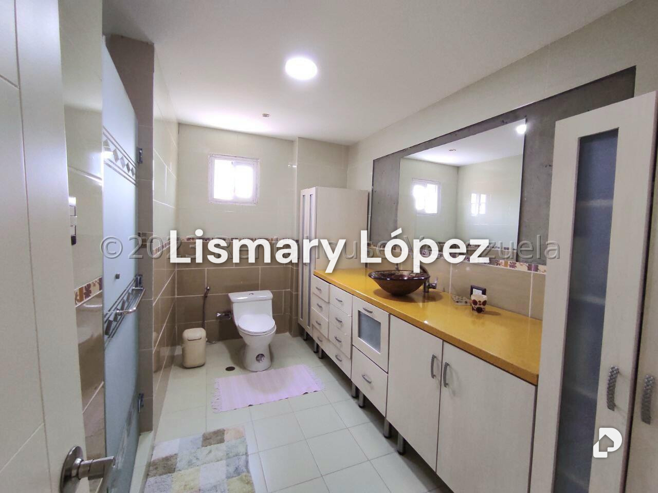 Casa en Los Guayabitos, Caracas – 17