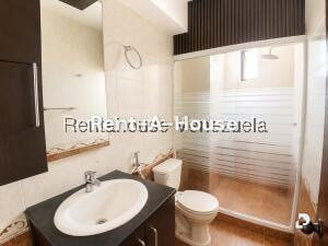 Apartment in La Arboleda, Maracay – 28