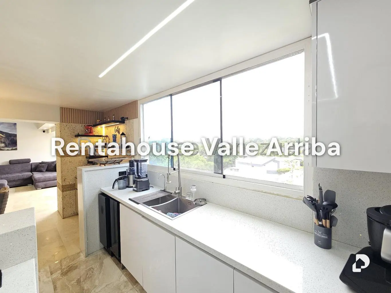 Apartamento en Urb. Miranda, Caracas – 23